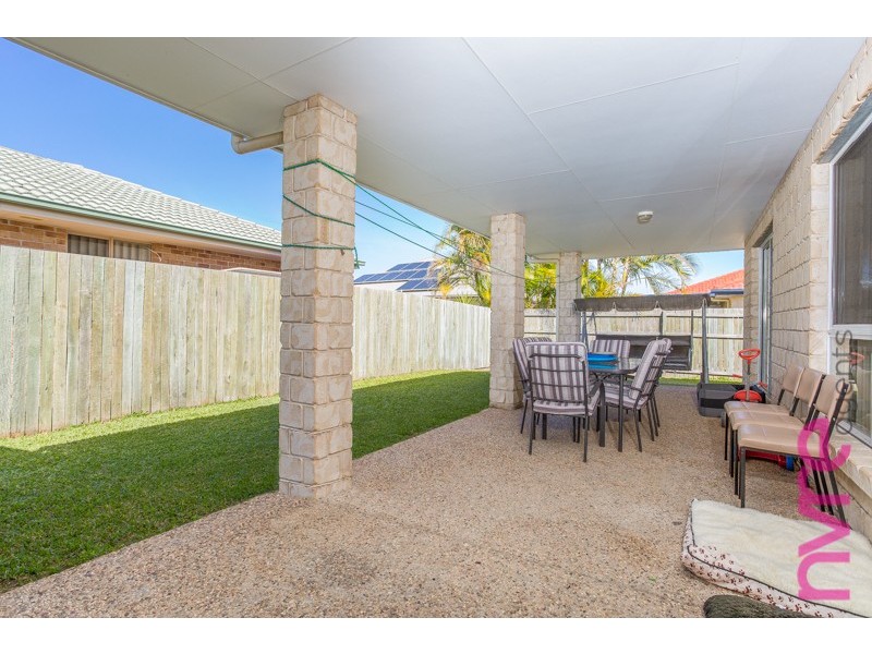 261 Bestmann Road, Sandstone Point QLD 4511