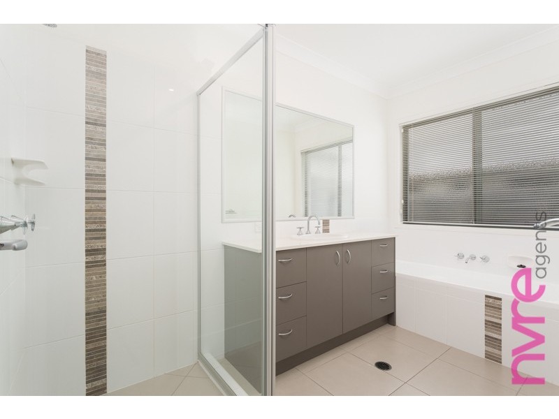 37 Yellow Robin Court, Narangba QLD 4504