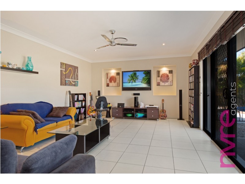 20 Lookout Place, Narangba QLD 4504