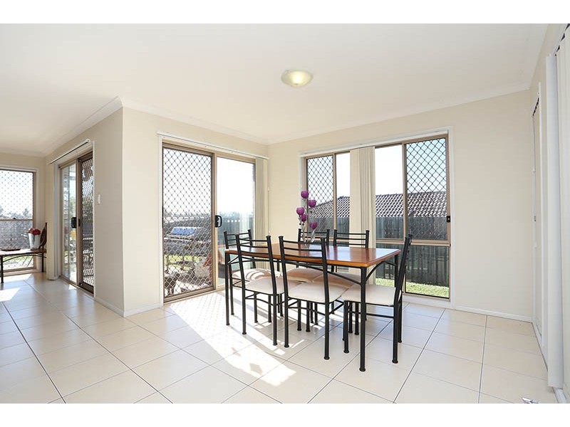 8 Grange Court, Narangba QLD 4504