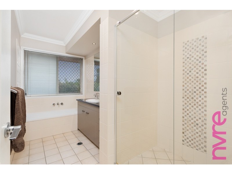 10 Guinea Crescent, Narangba QLD 4504