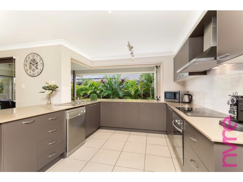 17 Lookout Place, Narangba QLD 4504