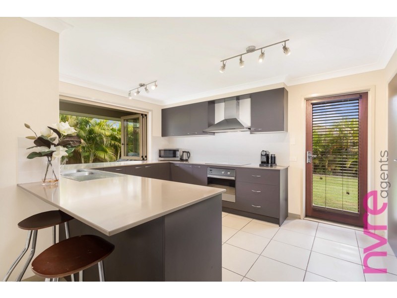 17 Lookout Place, Narangba QLD 4504