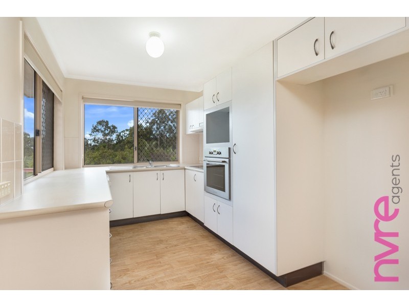 16 Boronia Outlook, Narangba QLD 4504