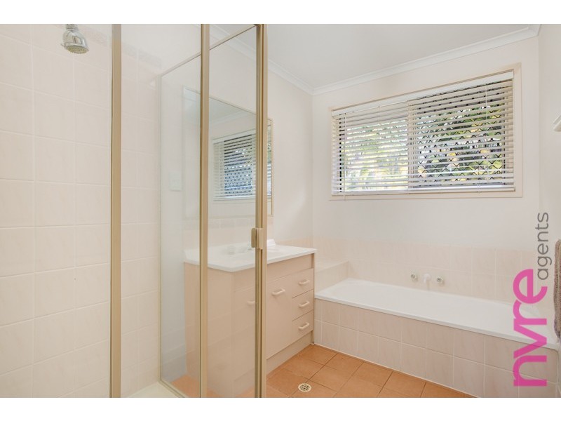 16 Boronia Outlook, Narangba QLD 4504