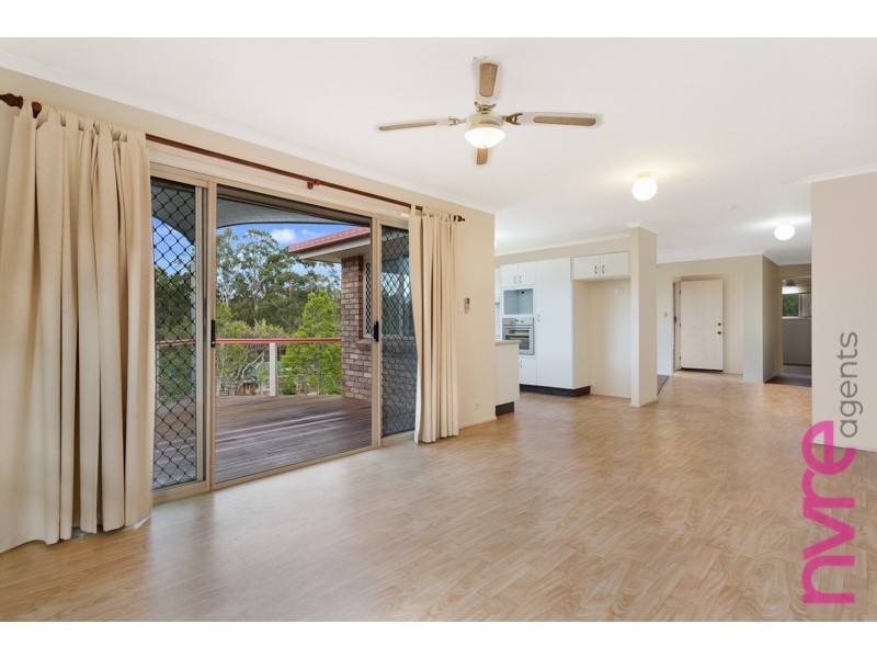 16 Boronia Outlook, Narangba QLD 4504