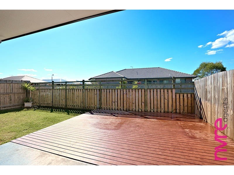 40 Central Green Drive, Narangba QLD 4504