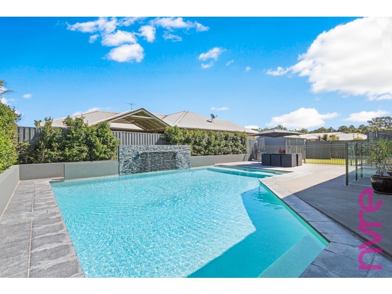 28 Yellow Robin Court, Narangba QLD 4504