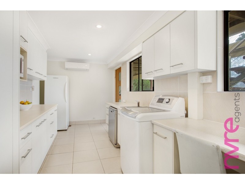 96 Bayside Drive, Beachmere QLD 4510