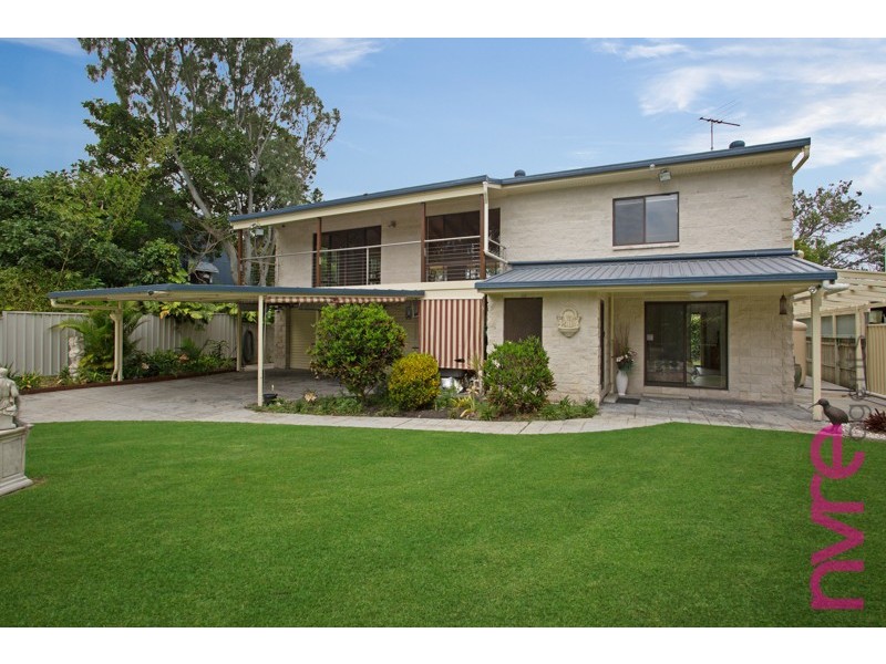 96 Bayside Drive, Beachmere QLD 4510