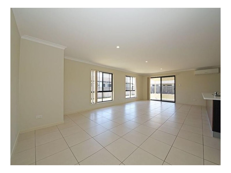 33 Kimberley Drive, Burpengary QLD 4505
