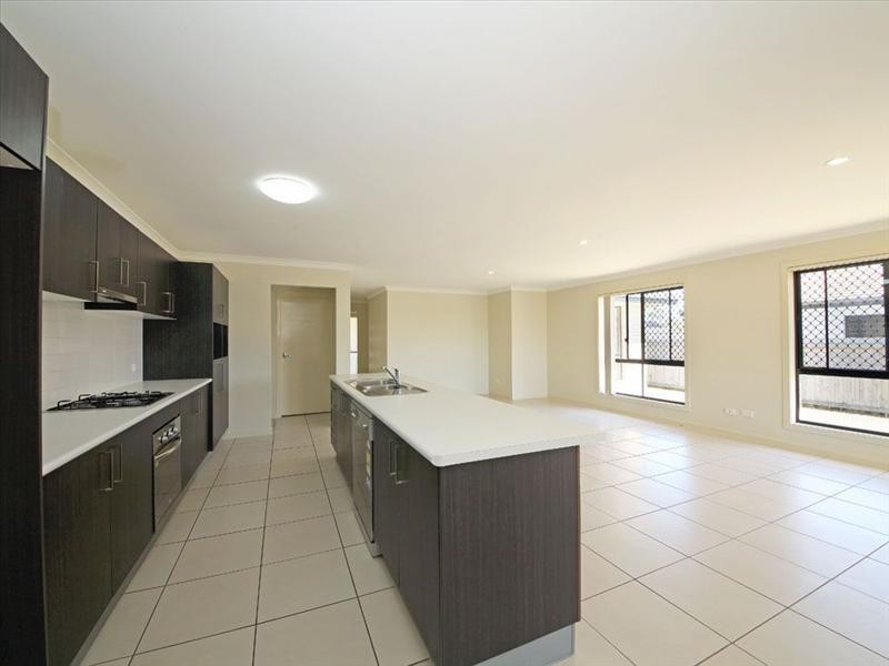 33 Kimberley Drive, Burpengary QLD 4505