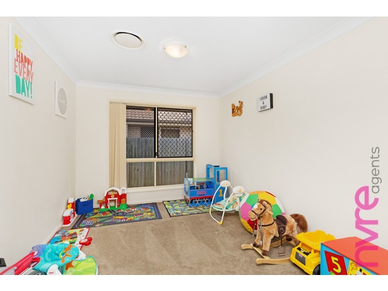4 Briggs Drive, Caboolture QLD 4510