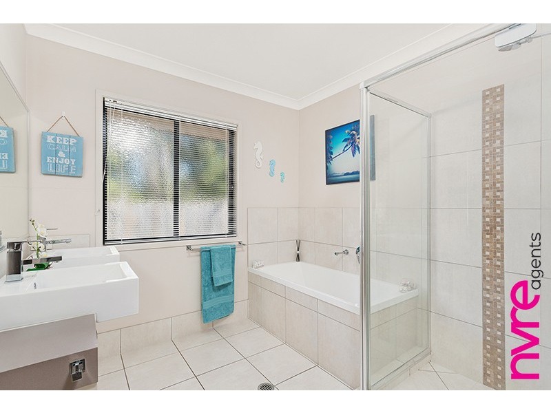 1 Wedgetail Circuit, Narangba QLD 4504