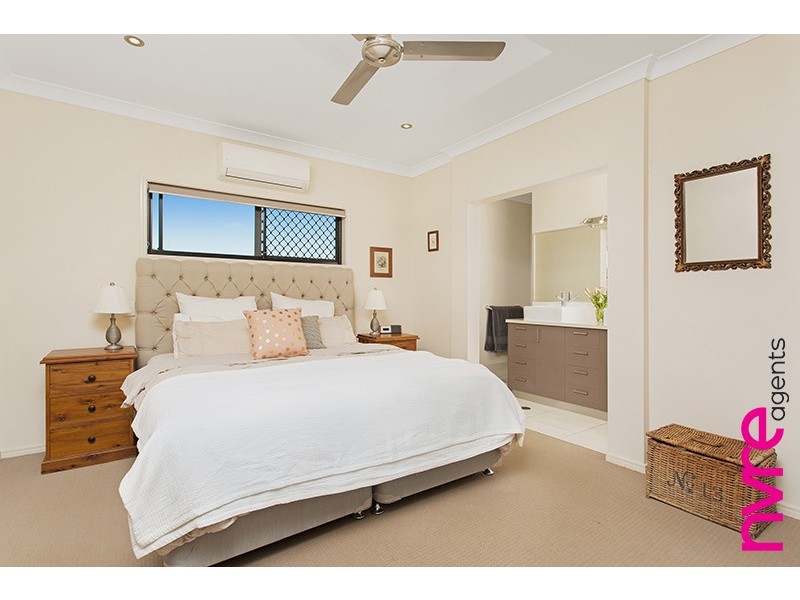 6 Crinum Court, Narangba QLD 4504