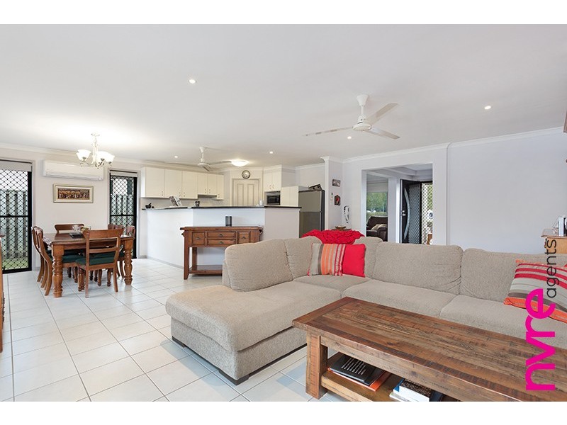100 Creekside Drive, Narangba QLD 4504