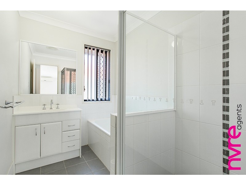 11 Coach Road West, Morayfield QLD 4506