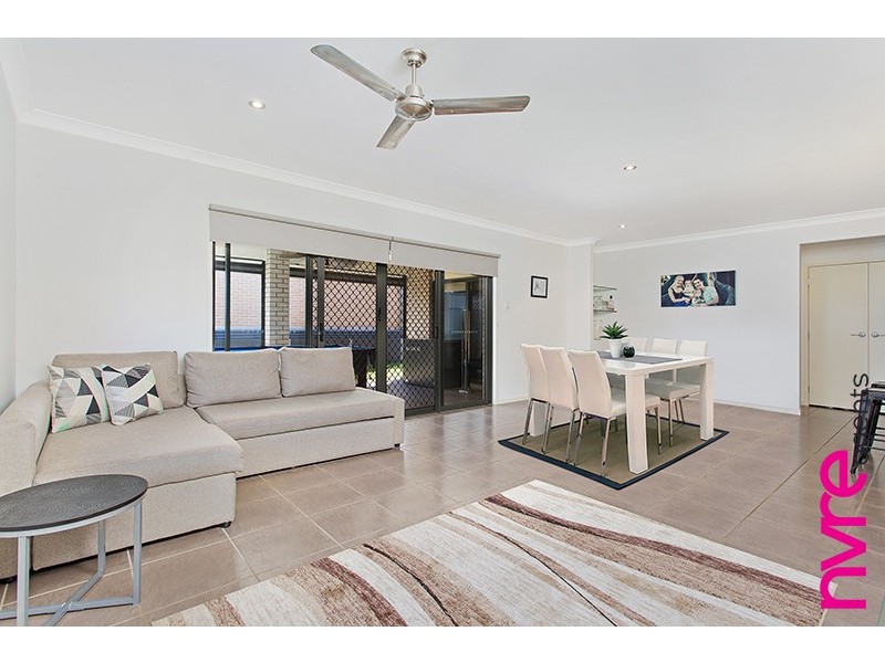 33 Bowerbird Crescent, Dakabin QLD 4503