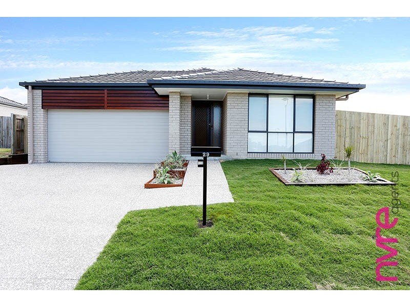 29 Bangalow Street, Morayfield QLD 4506