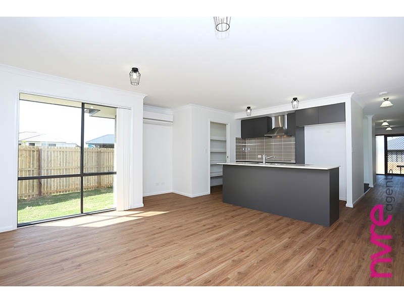 29 Bangalow Street, Morayfield QLD 4506