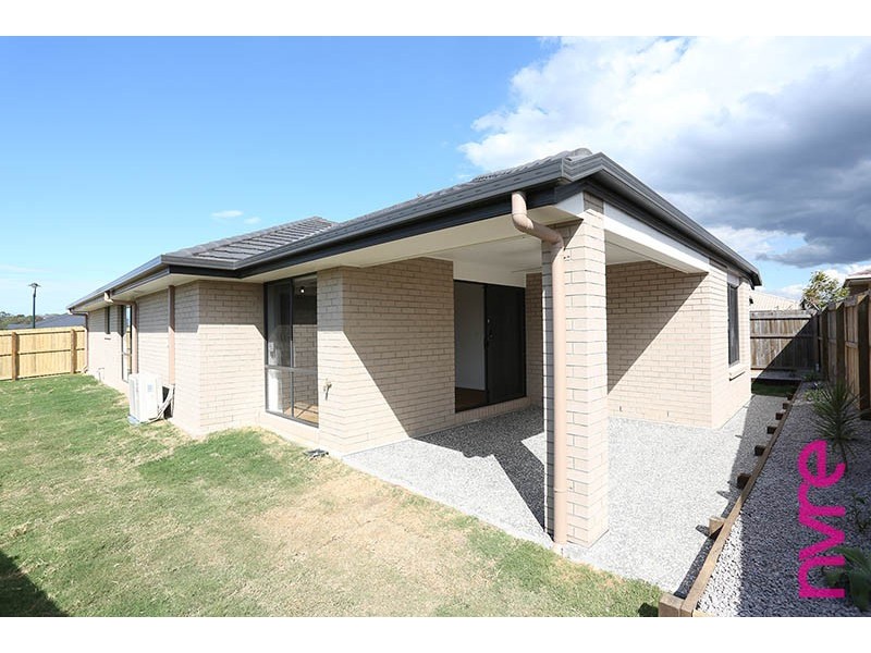 29 Bangalow Street, Morayfield QLD 4506