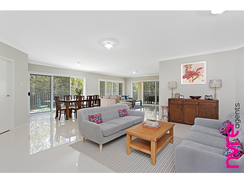 6 Alphitonia Place, Narangba QLD 4504