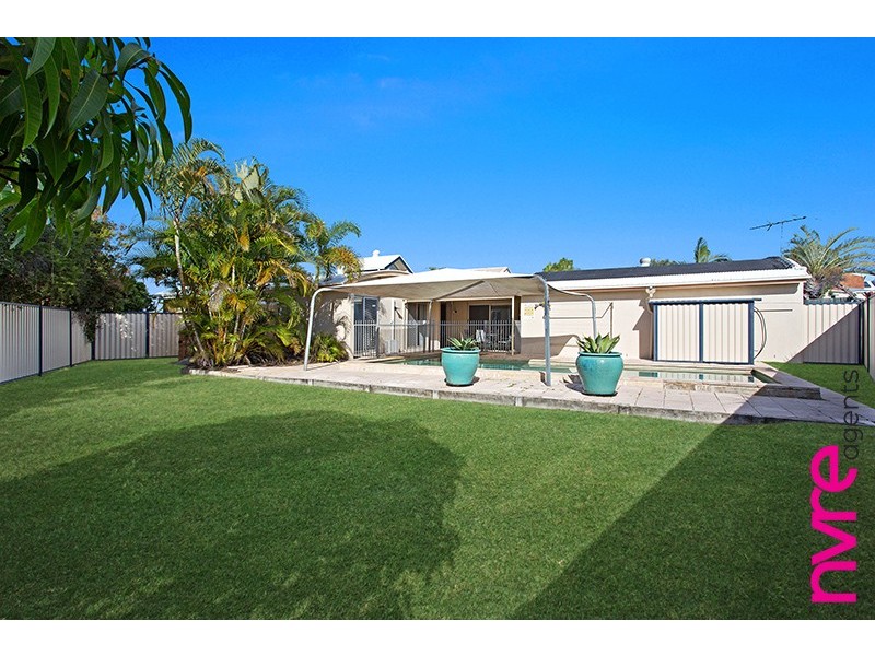 14 Jambola Court, Narangba QLD 4504