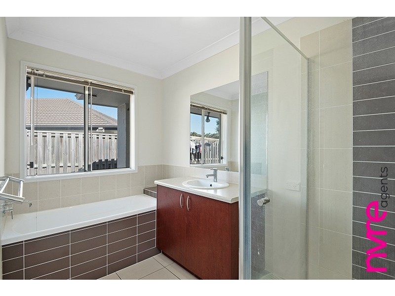 27 Desmond St, Narangba QLD 4504