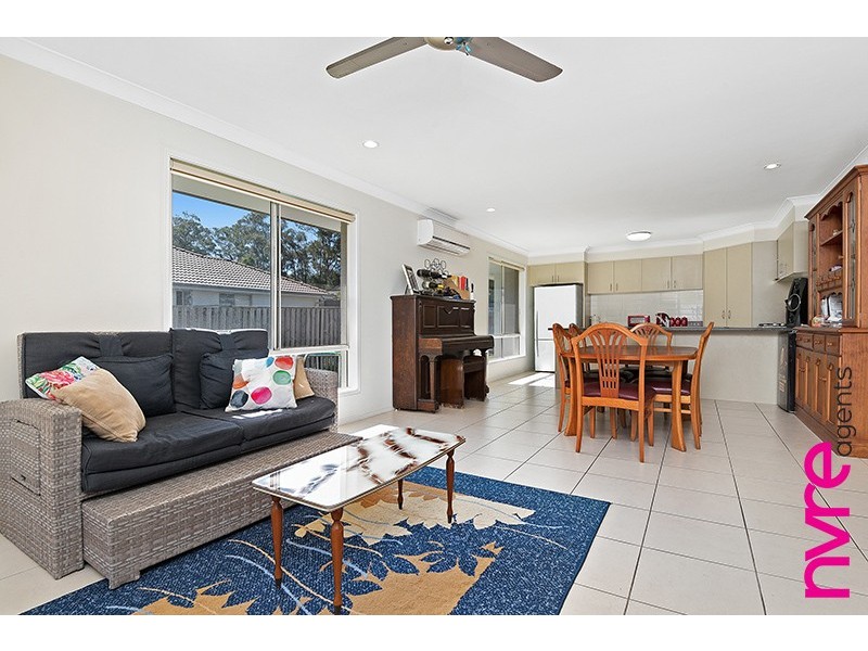 27 Desmond St, Narangba QLD 4504