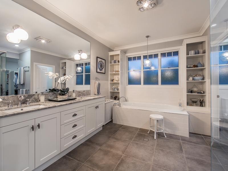 102 Cobb Road, Burpengary East QLD 4505