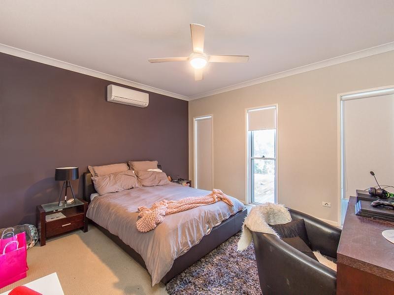 32 Planigale Crescent, North Lakes QLD 4509