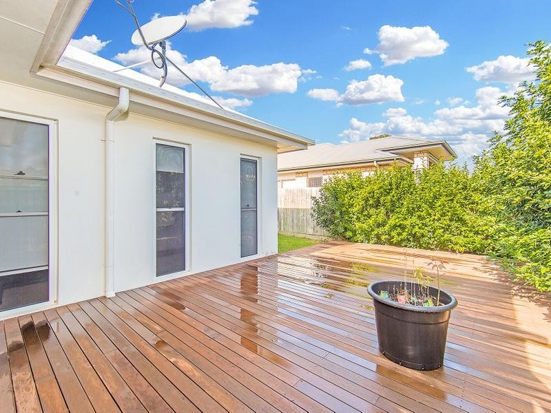 32 Planigale Crescent, North Lakes QLD 4509