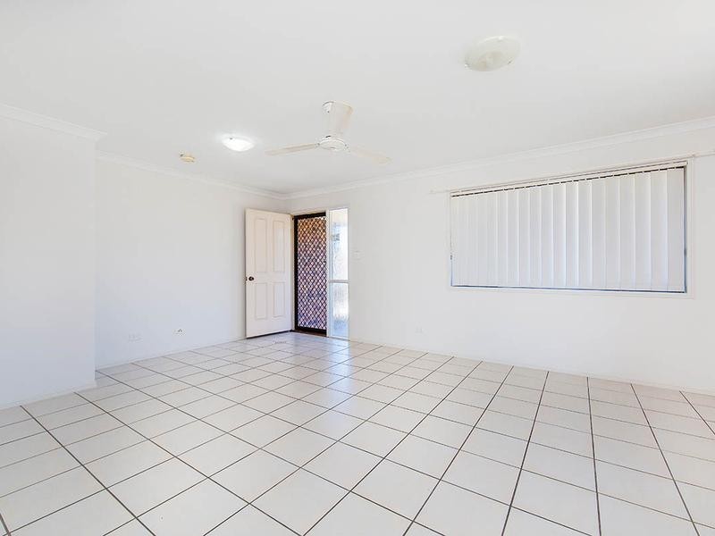 17 Cambridge Street, Rothwell QLD 4022