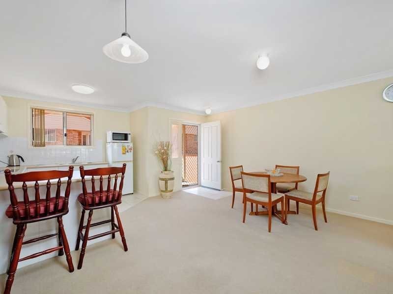 2/8 Merrymen Way, Port Macquarie NSW 2444