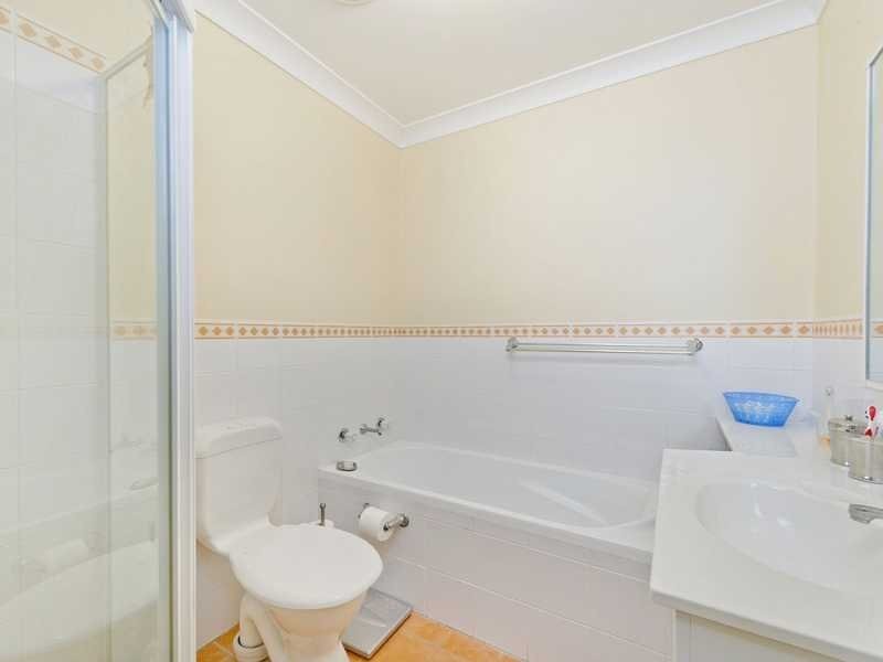 2/8 Merrymen Way, Port Macquarie NSW 2444