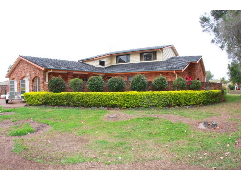 2 Laguna Place, Port Macquarie NSW 2444