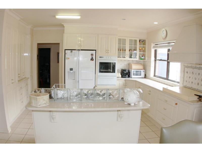 2 Laguna Place, Port Macquarie NSW 2444