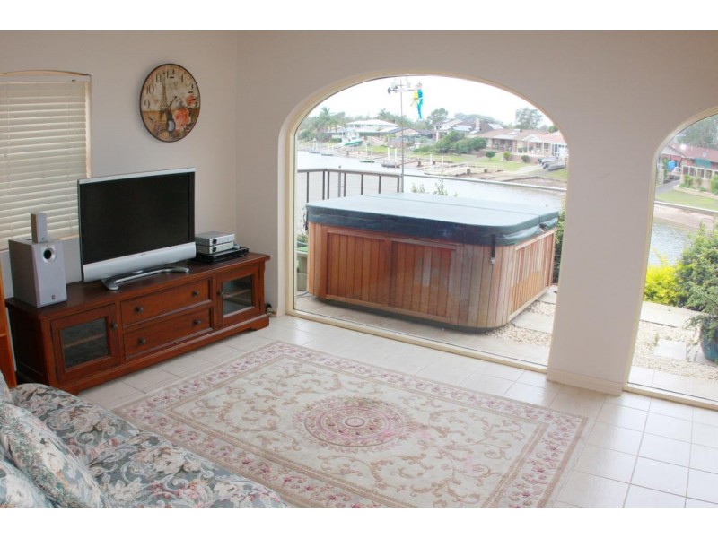 2 Laguna Place, Port Macquarie NSW 2444