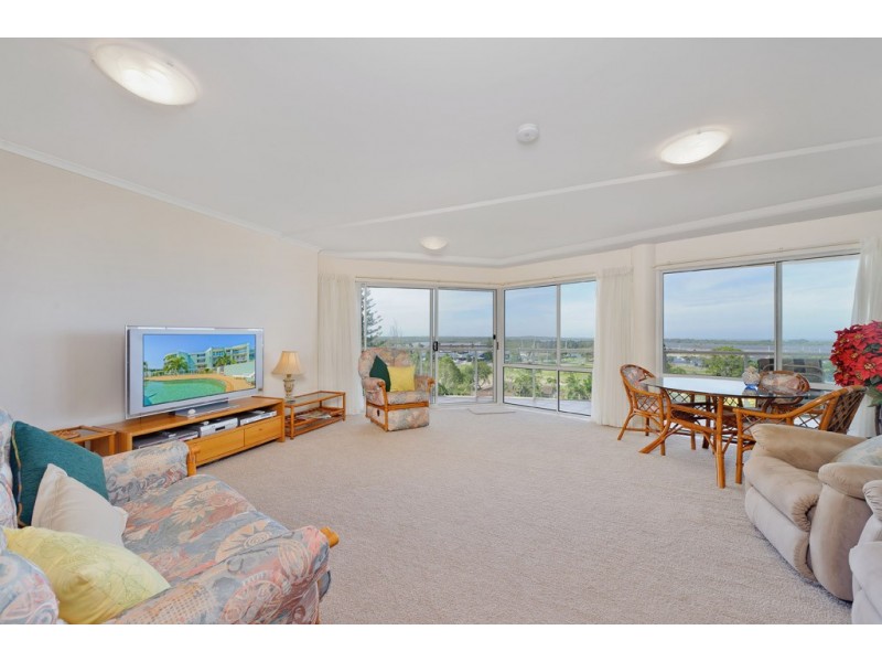 402/16-18 Hilltop Crescent, Port Macquarie NSW 2444