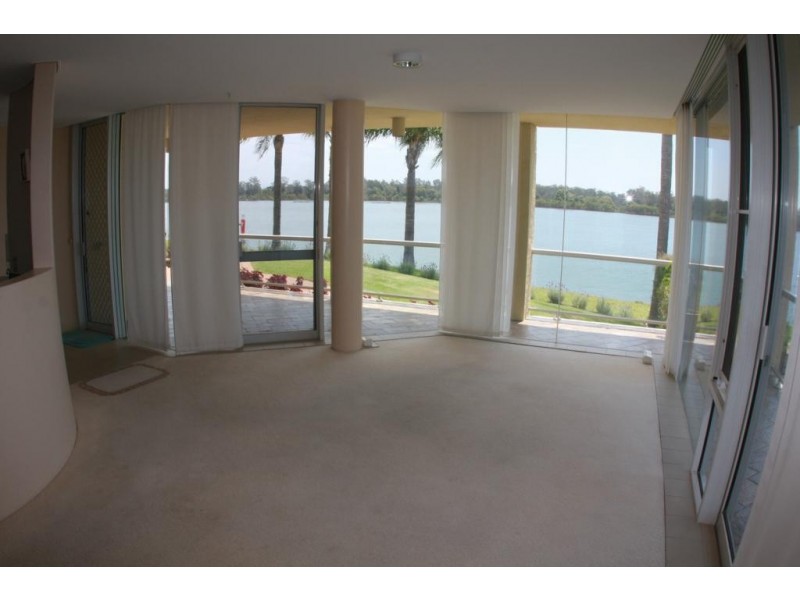 1/66-68 HIbbard Drive, Port Macquarie NSW 2444
