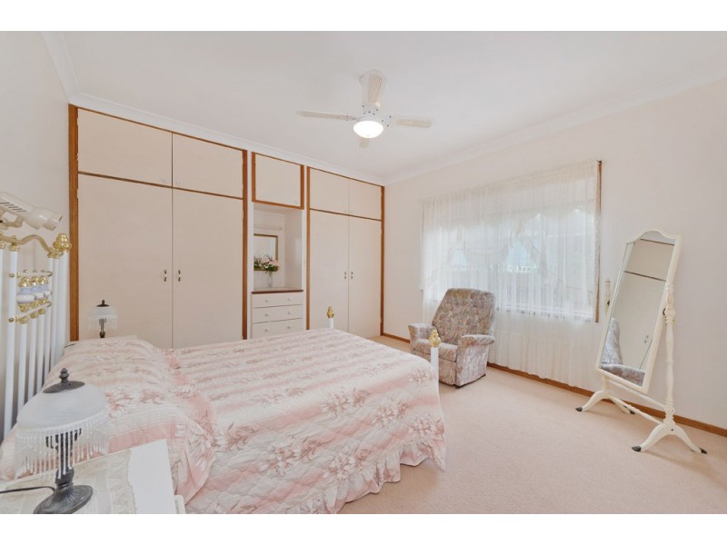 16 Bundella Avenue, Lake Cathie NSW 2445