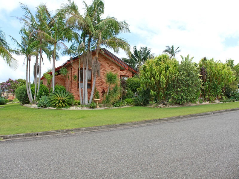 21 Mitchell Avenue, West Kempsey NSW 2440