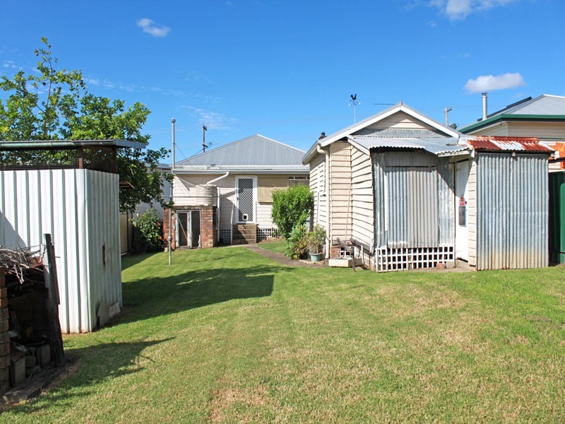 30 Cochrane Street, West Kempsey NSW 2440