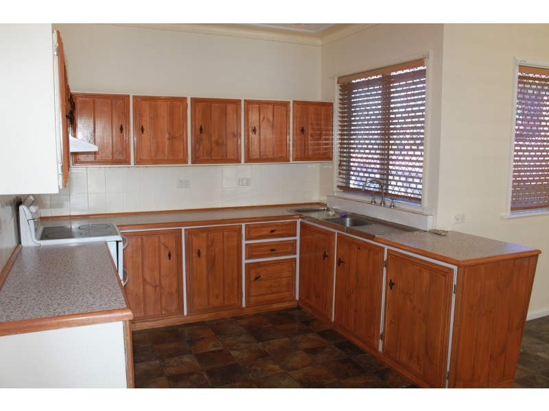 32 Cochrane Steet, West Kempsey NSW 2440