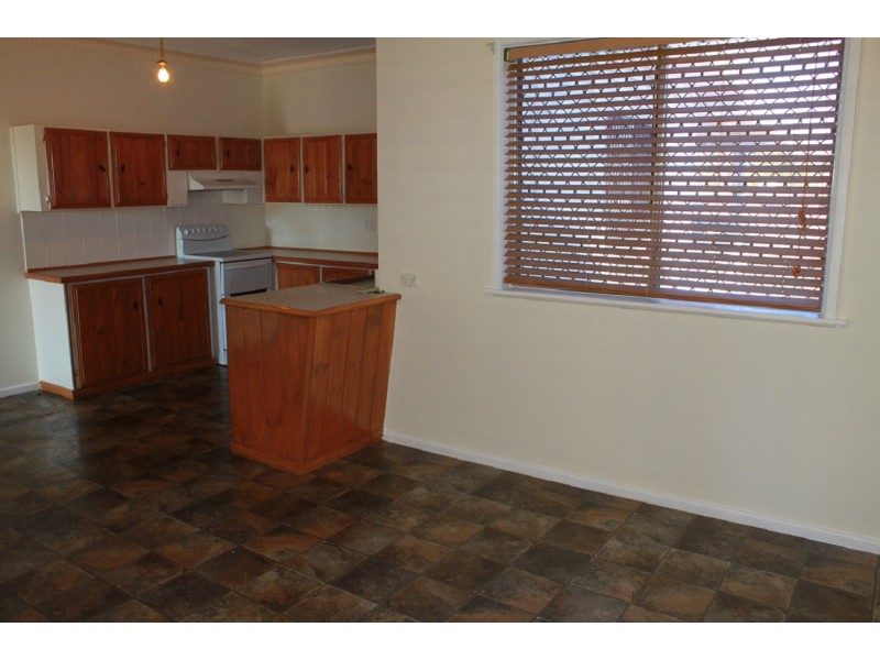 32 Cochrane Steet, West Kempsey NSW 2440