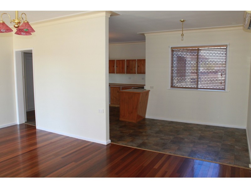 32 Cochrane Steet, West Kempsey NSW 2440