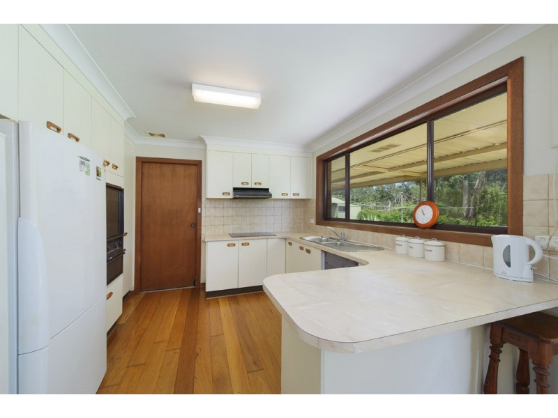 76 McMillan Drive, Blackmans Point NSW 2444