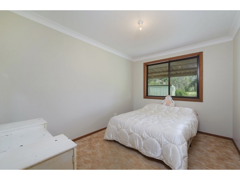 76 McMillan Drive, Blackmans Point NSW 2444
