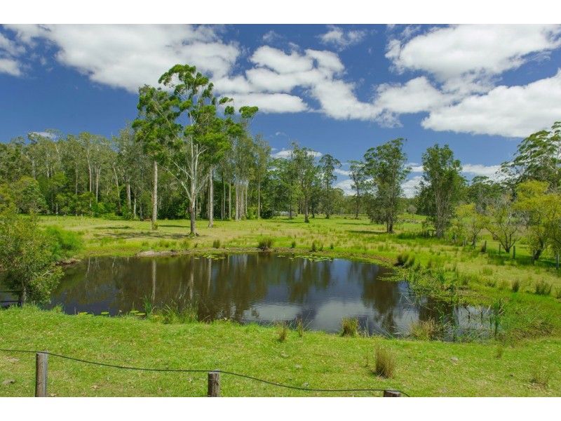 76 McMillan Drive, Blackmans Point NSW 2444