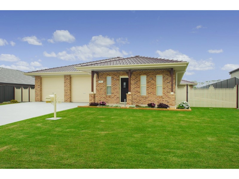 104 Emerald Drive, Port Macquarie NSW 2444